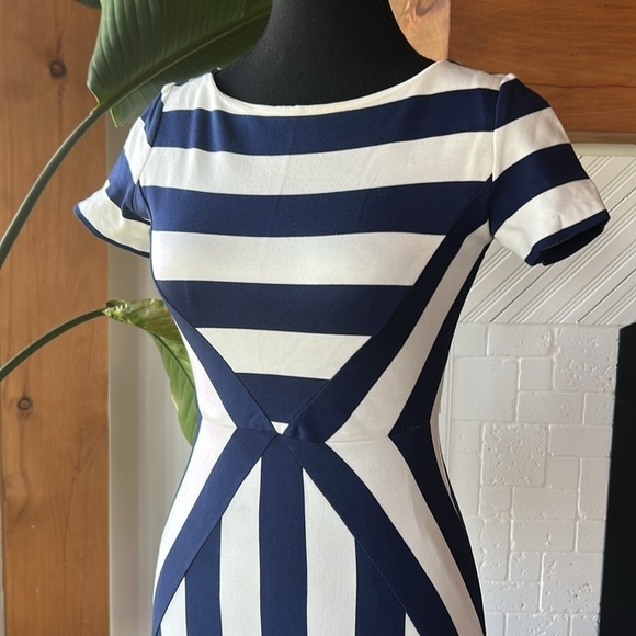 MAEVE Navy and White Striped Dress Size 0 - Picture 6 of 14